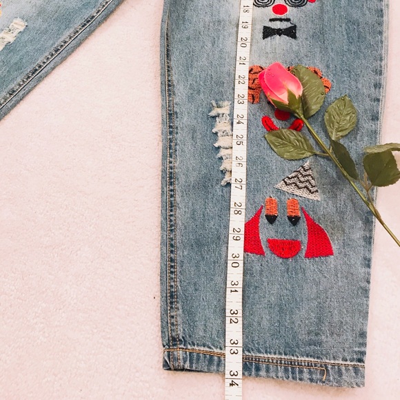 NWOT Very Cute baggy fitting thin Jean pants - Picture 8 of 8